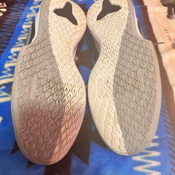 Size 11 they are still in really good shape - Picture 6 of 6